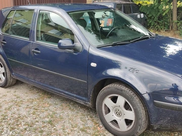 Авто Volkswagen Golf 2000 № 7977128