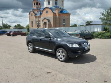 Авто Volkswagen Touareg 2005 № 7977192