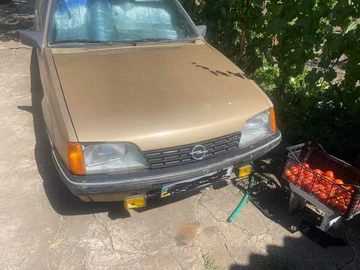 Авто Opel Rekord 1986 № 7977203