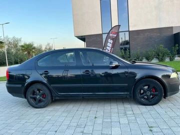 Авто Skoda Octavia 2005 № 7977269