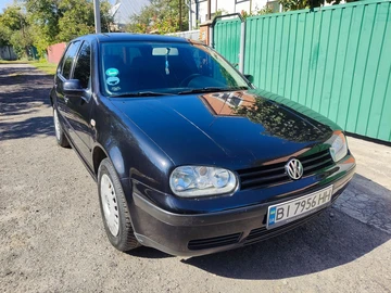 Авто Volkswagen Golf 2001 № 7977332