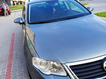 Авто Volkswagen Passat Variant 2006 № 7977376