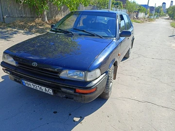 Авто Toyota Corolla 1990 № 7977423