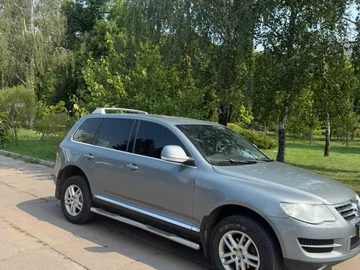 Авто Volkswagen Touareg 2007 № 7977433