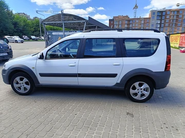 Авто ВАЗ Largus 2015 № 7977459