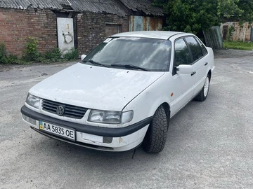 Авто Volkswagen Passat Sedan 1995 № 7977540
