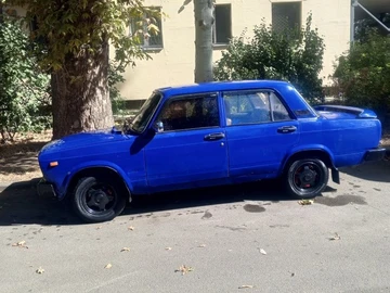 Авто ВАЗ 2105 1981 № 7977543