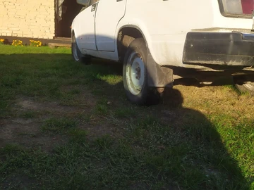 Авто ВАЗ 2104 1991 № 7977583
