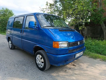 Авто Volkswagen Transporter 1999 № 7977584