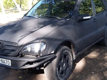 Авто Mercedes Ml Серия 2001 № 7977791