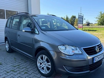 Авто Volkswagen Touran 2006 № 7977811