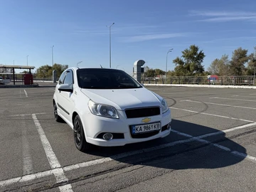 Авто Chevrolet Aveo 2011 № 7977812