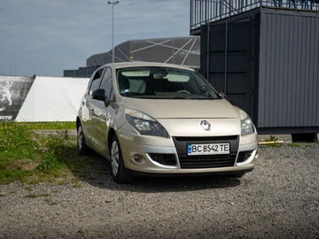 Авто Renault Scenic Iii 2011 № 7977814