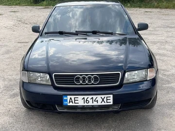 Авто Audi A4 1995 № 7977894