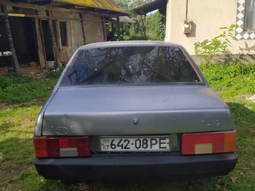 Авто ВАЗ 21099 1993 № 7977932