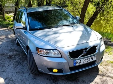 Авто Volvo V50 2009 № 7978004