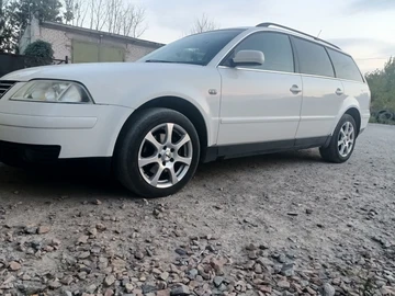 Авто Volkswagen Passat Variant 2001 № 7978006