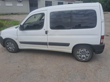 Авто Peugeot Partner 2006 № 7978050