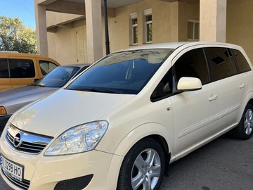 Авто Opel Zafira 2013 № 7978087
