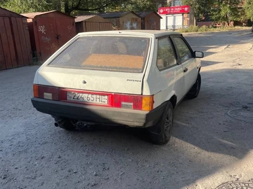 Авто ВАЗ 2108 1992 № 7978097