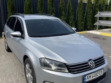 Авто Volkswagen Passat Hatchback 2011 № 7978113