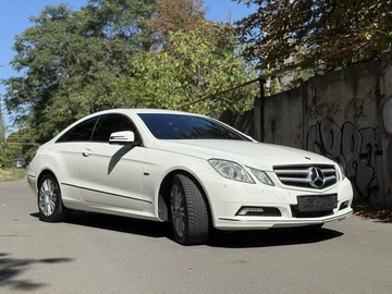 Авто Mercedes 200 2010 № 7978128