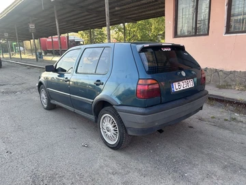 Авто Volkswagen Golf 1994 № 7978145