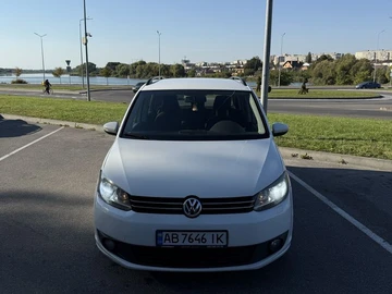 Авто Volkswagen Touran 2017 № 7978153