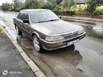 Авто Toyota Camry 1990 № 7978161