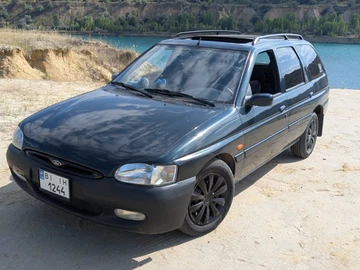 Авто Ford Escort 1996 № 7978174