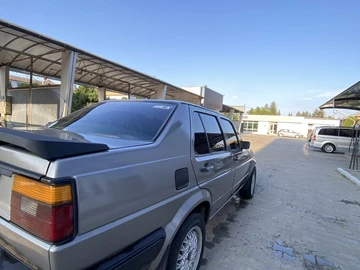 Авто Volkswagen Jetta 1987 № 7978241