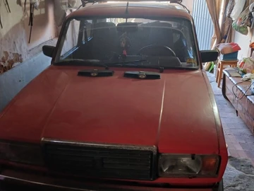 Авто ВАЗ 2107 1988 № 7978416