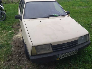 Авто ВАЗ 2109 1993 № 7978418