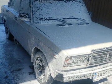 Авто ВАЗ 2107 1987 № 7978611