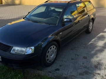 Авто Volkswagen Passat Variant 1998 № 7978624