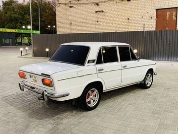 Авто ВАЗ 2103 1986 № 7978674