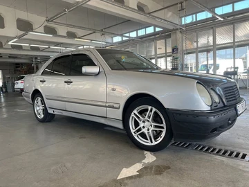 Авто Mercedes 320 1996 № 7978736