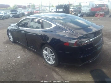 Авто Tesla Model S 2013 № 7978800