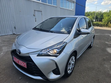 Авто Toyota Yaris 2019 № 7979105
