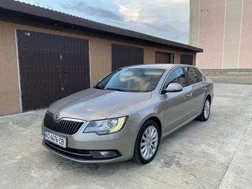 Авто Skoda Superb 2013 № 7979454