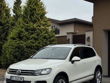 Авто Volkswagen Touareg 2011 № 7979594