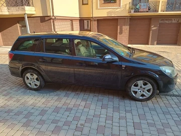 Авто Opel Astra 2010 № 7979637