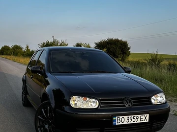 Авто Volkswagen Golf 1998 № 7979639