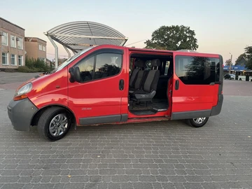 Авто Renault Trafic 2002 № 7979658