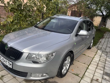 Авто Skoda Superb 2012 № 7979746