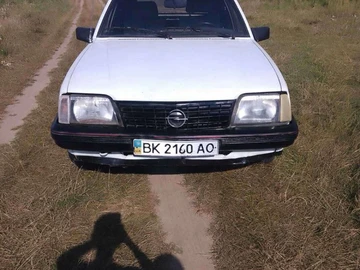 Авто Opel Ascona 1986 № 7979766