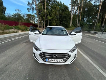 Авто Hyundai Elantra 2018 № 7979775