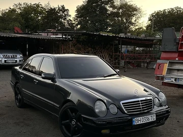 Авто Mercedes 220 2000 № 7979782
