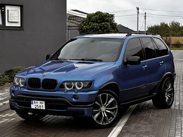Авто BMW X5 2002 № 7979818