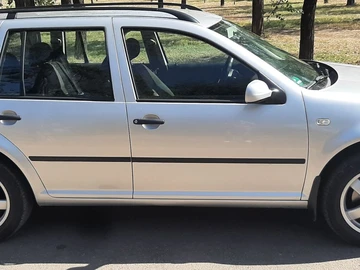Авто Volkswagen Golf 2001 № 7979972
